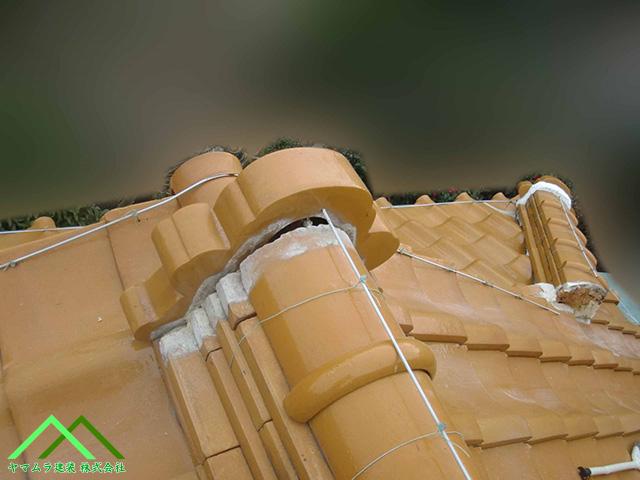 隙間があいています