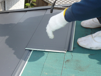 新規屋根材設置