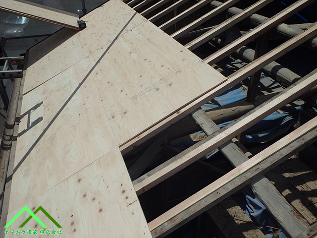 コンパネの貼り付け