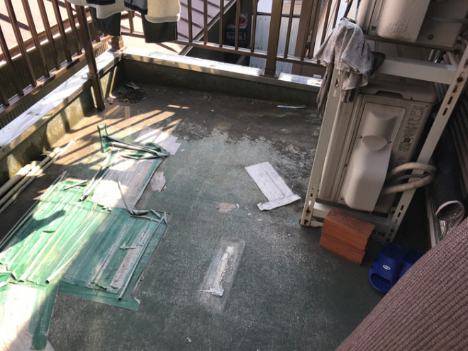 千葉市花見川区柏井町のベランダ雨漏り調査からFRP防水工事をご提案