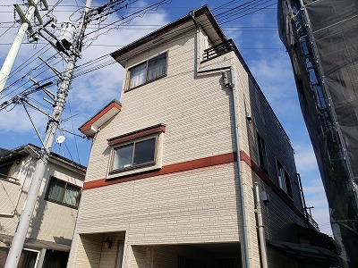 施工前の外観です。