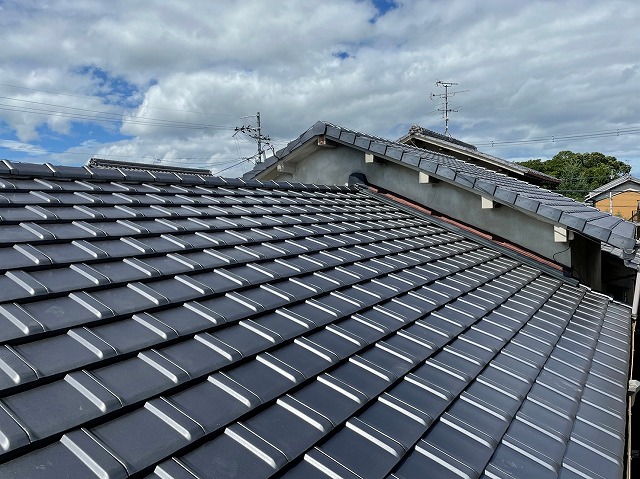 平板瓦葺き完了