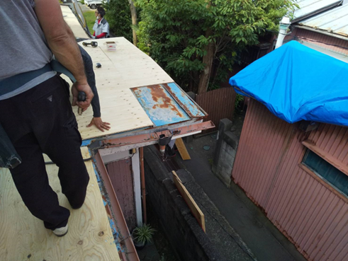 沼津市雨漏りカバー工法