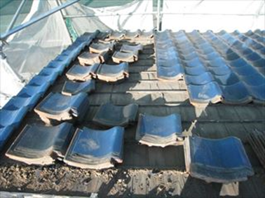 沼津市雨漏り瓦撤去