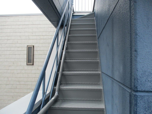 沼津市鉄骨階段防水完工