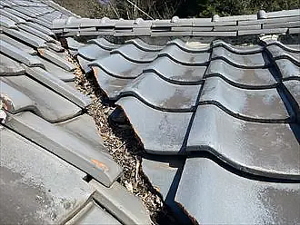 調布市で谷板金のメンテナンスを行い雨漏り対策を万全に！