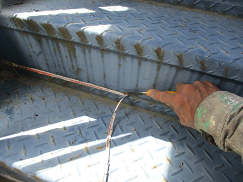 沼津市鉄骨階段雨漏りコーキング