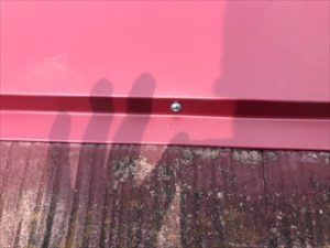 棟板金の固定が完了しました