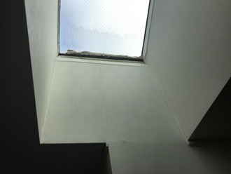 中から見た天窓01