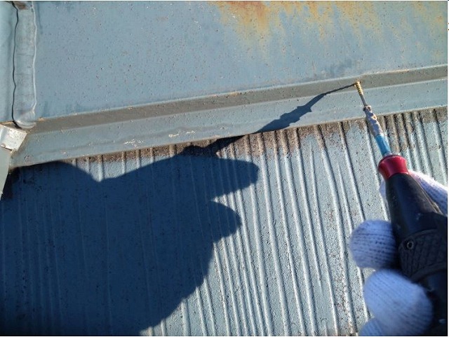 ビス留めの様子