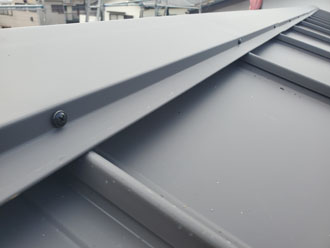 棟板金取り付け