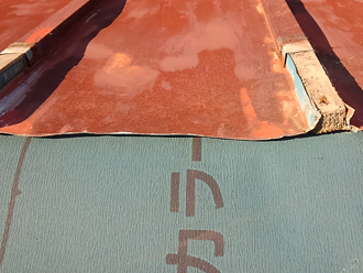 旧屋根材下防水紙