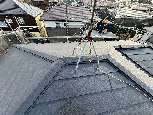 久喜市　スーパーガルテクト　屋根工事