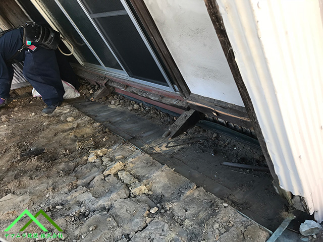 手すりは取り外しました