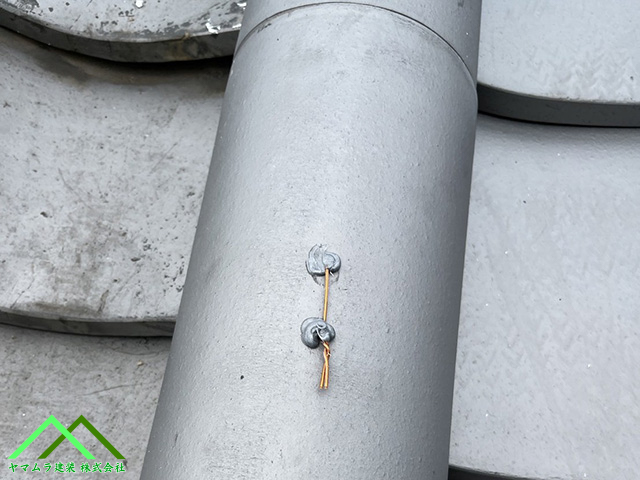 釘穴をコーキングで