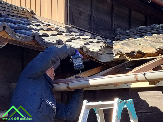 高さ調整材を設置