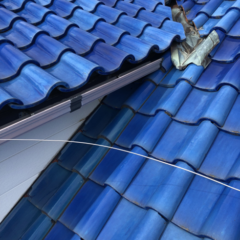 沼津市瓦屋根雨漏り