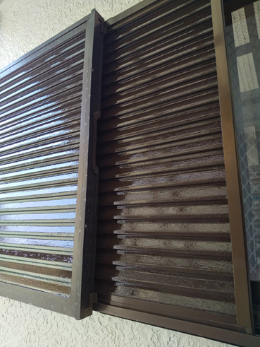 沼津市雨漏り雨戸塗装後