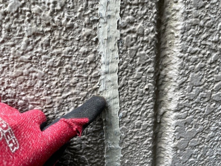 クラック（ひび割れ）の補修跡