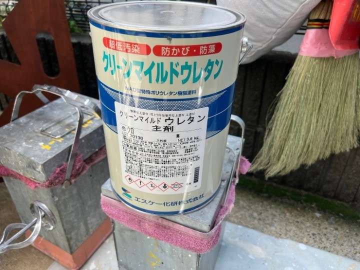 エスケー化研の「クリーンマイルドウレタン」を使用