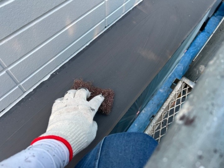 付帯部へケレン作業する作業工程