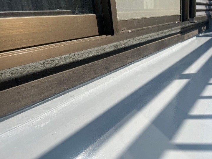 ウレタン防水工事後のベランダ