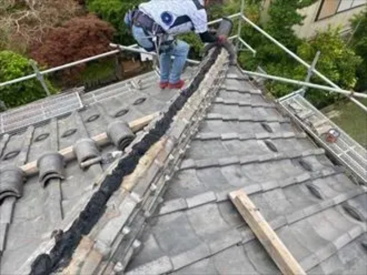 既存の熨斗瓦を積み直し作業の工程