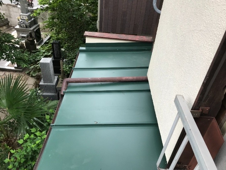 屋根カバー工法後