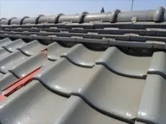 破損した瓦の状態