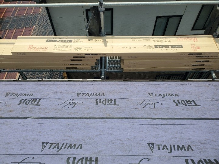 屋根材スーパーガルテクト