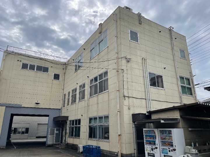 豪雨時に事務所内で雨漏りが発生