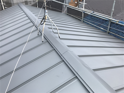 屋根カバー工法