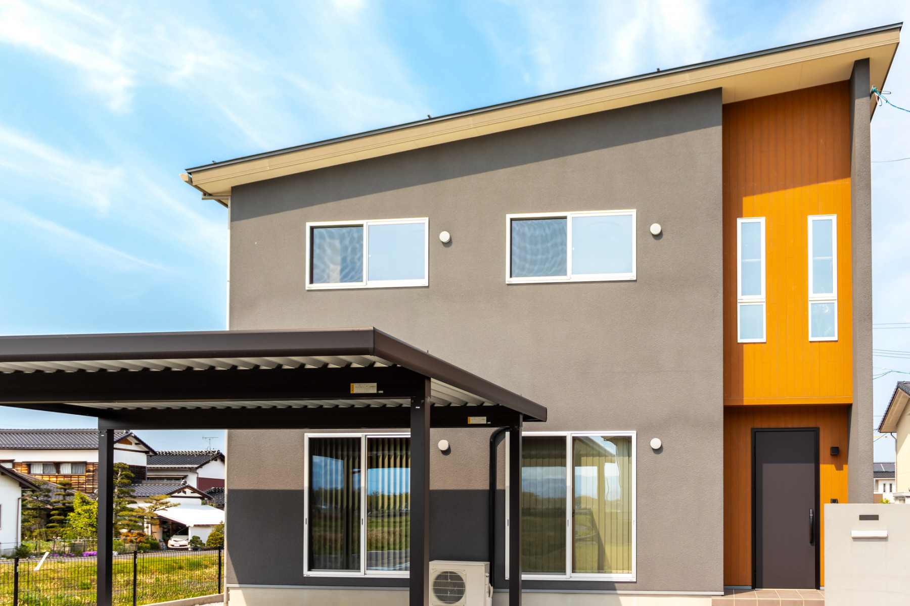 小平市で片流れ屋根のメンテナンスはお済みですか？雨漏り前の対策を！