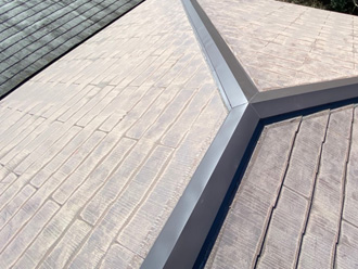 棟板金交換工事　完了