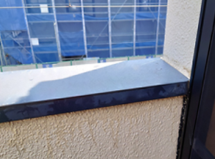 雨漏りをしているルーフバルコニーの笠木