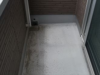 FRP防水が施工されたベランダ