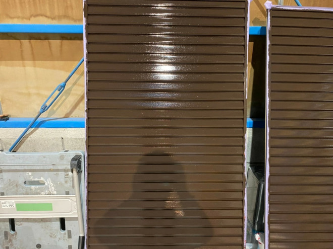 春日井市での雨戸の塗装完了