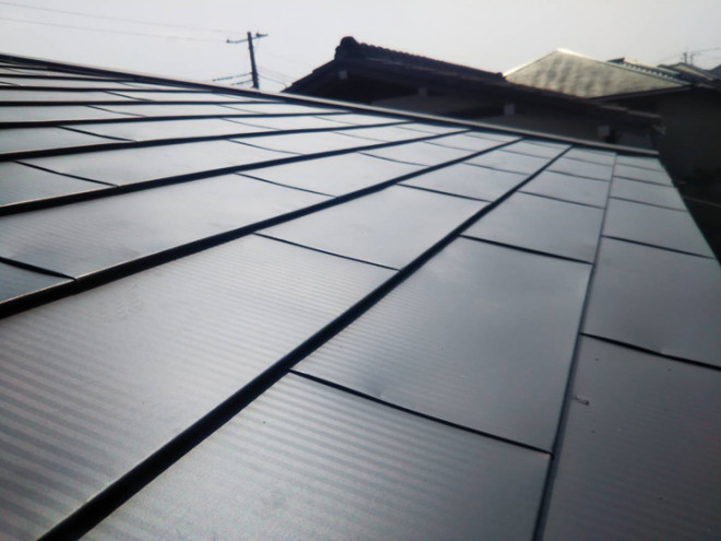 ヒランビーを使った屋根カバー工事が完了
