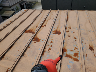 サビて劣化している様子